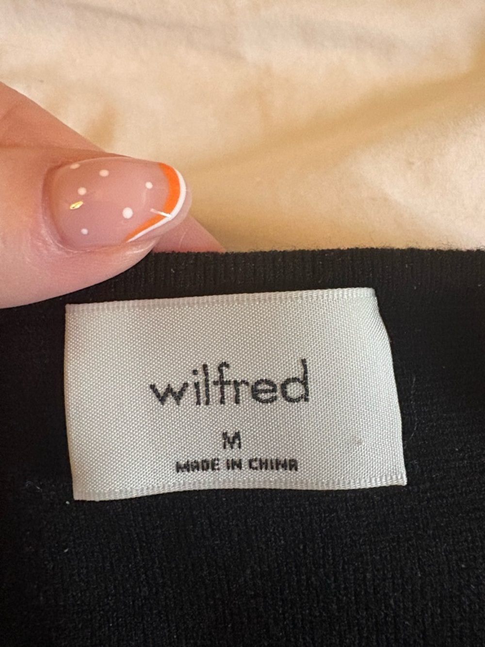 Aritzia Wilfred Golightly Cardigan - Picture 2 of 2